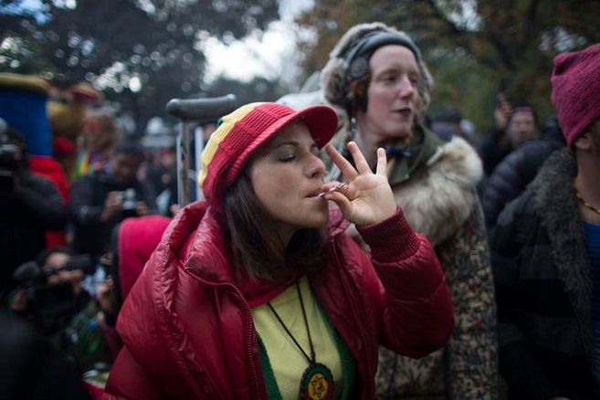 What You Need to Know About Traveling Across Canada With Cannabis